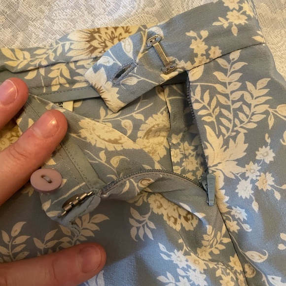 Holt Renfrew Classics Silk Skirt - Picture 3 of 5